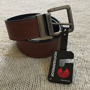 NWT Weatherproof Reversible Belt